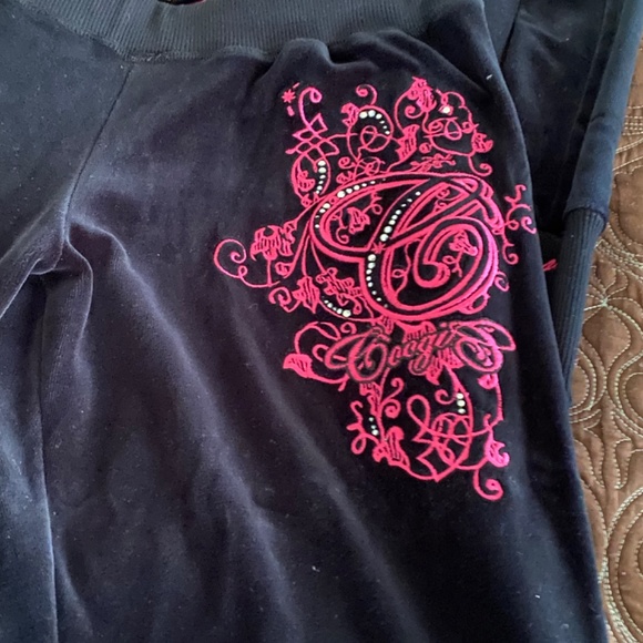 Women’s Coogie Velour Tracksuit - Picture 9 of 17